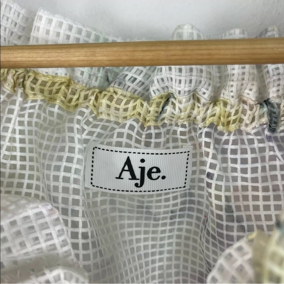 Aje. Cropped Mesh Top Size 6 - Picture 5 of 7